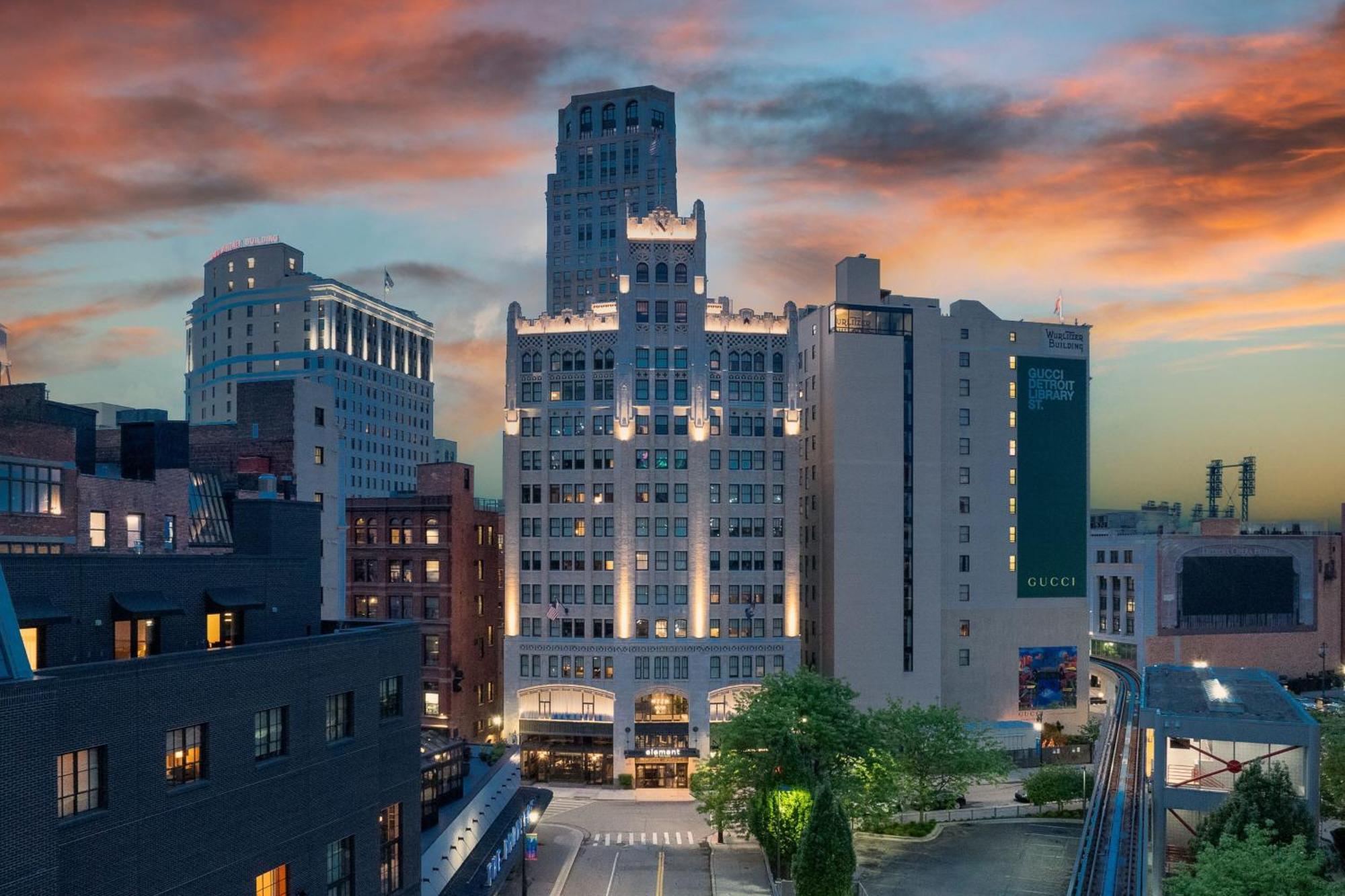 Hotel Element At The Metropolitan