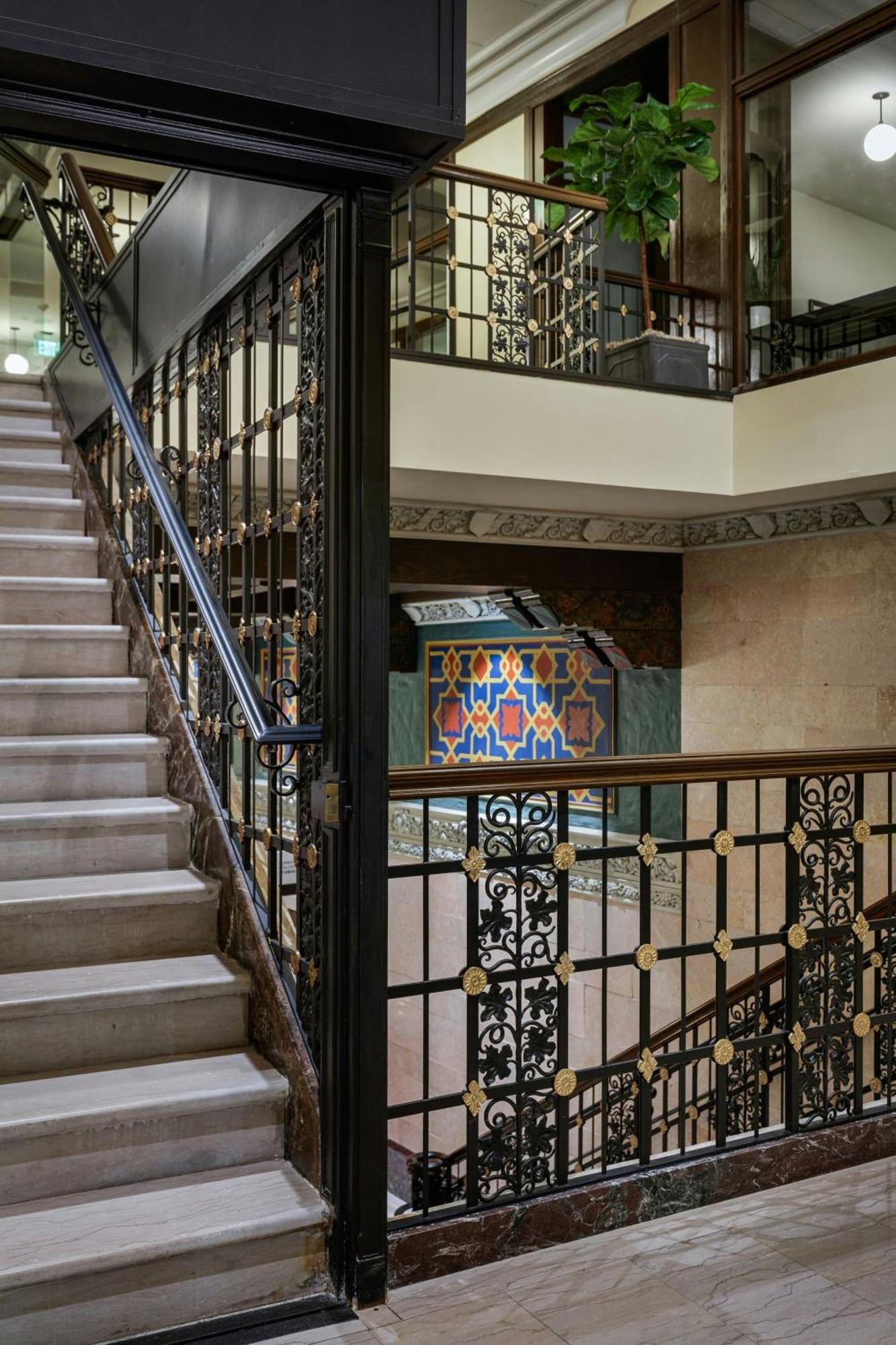 Hotel Element At The Metropolitan